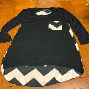 Rue 21 hi low 3/4 sleeve top size S